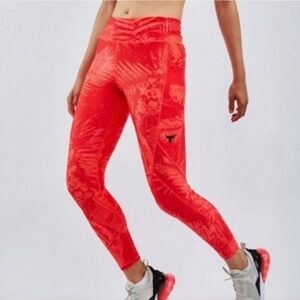 Under Armour. Project Rock HeatGear Printed Crop Leggings. Rush Red. Medium.